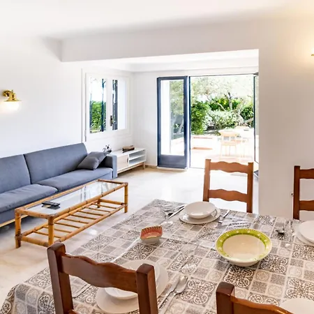 Cau Del Llop 70 Bonito Con Jardin Llanca